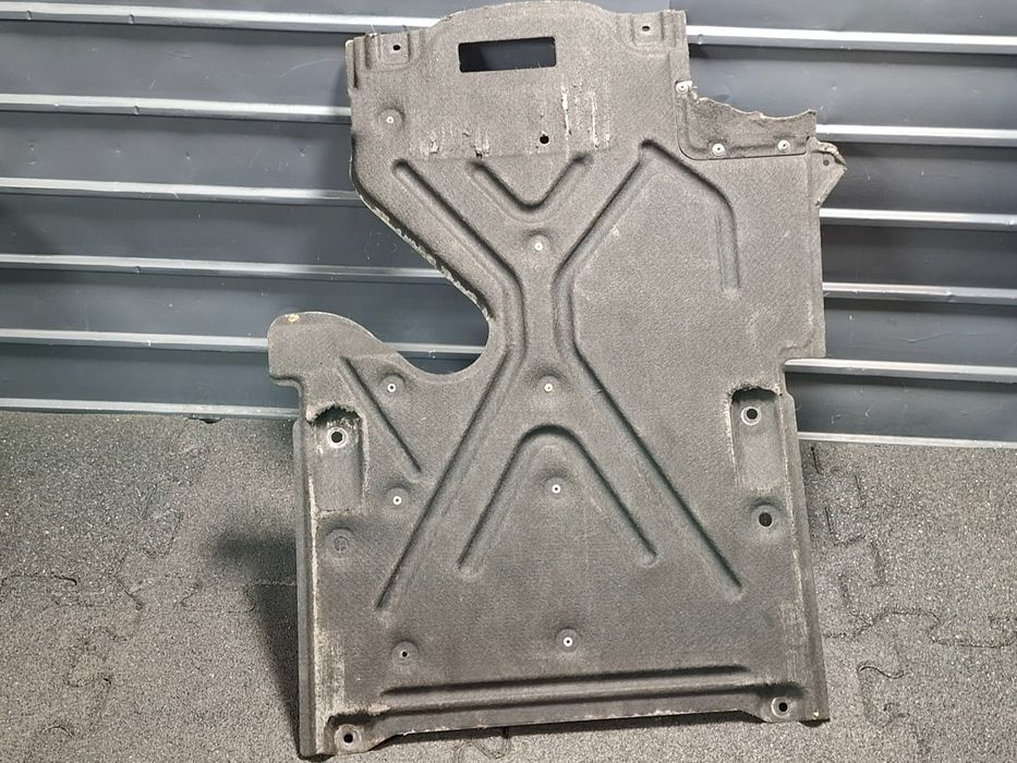 Scut lateral stanga AUDI A4 IV 8K2, B8 2007 - 2015 TDI CAGB, CJCB, CSU