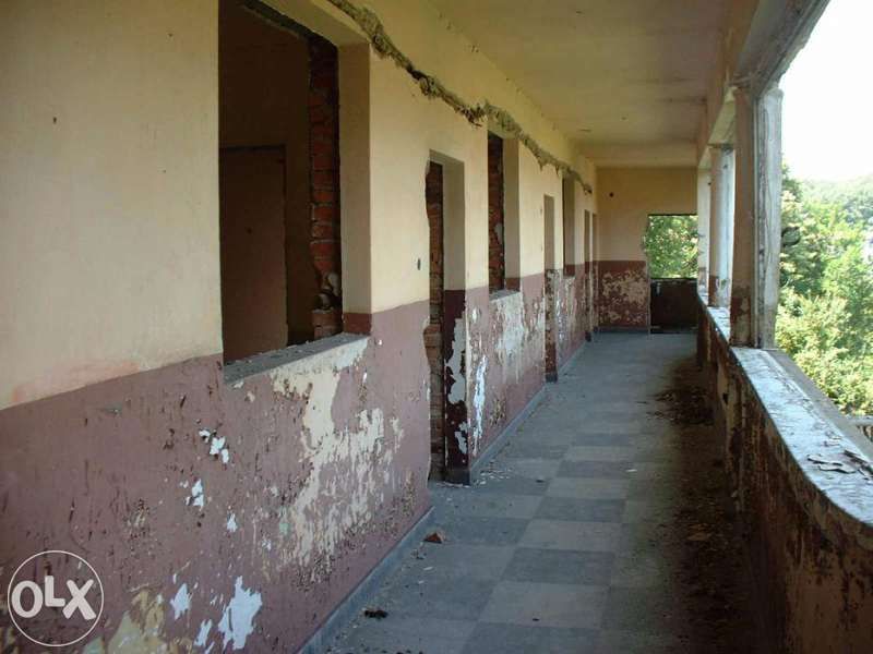 Продава се Къща в Габрово, Център - 2100 кв.м за 36 €/кв.м - Снимка #8
