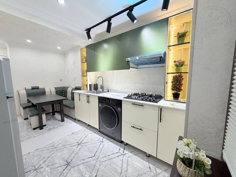.БАЛКОН 2×6, 72м²,Чиланзар 24 Квартал,3в4\1\4,Продаётся Евролюкс Кварт