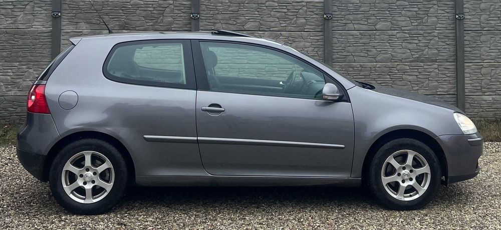 Volkswagen Golf V 1.4 Tour, Rate Avans 0%,