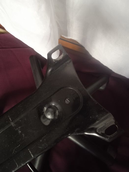 Основание офисного кресла.