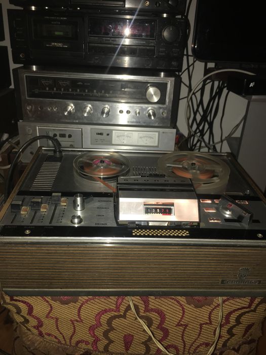 Ролков магнетофон GRUNDIG