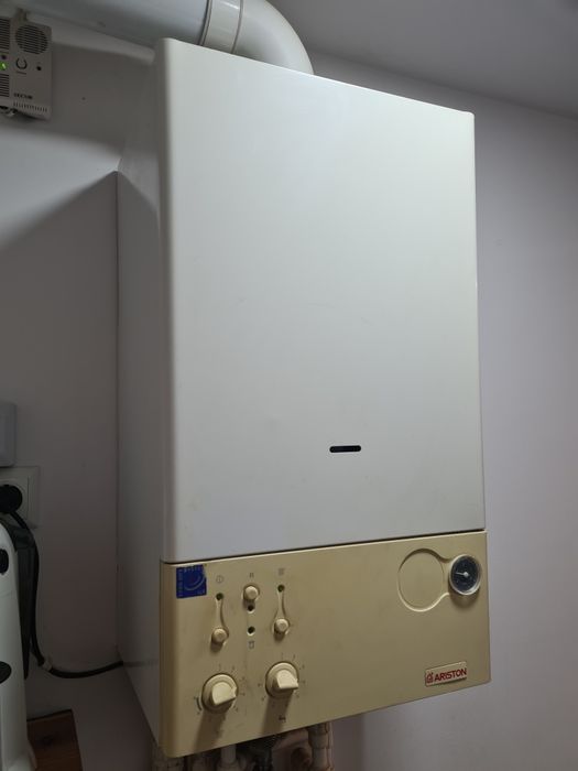 Centrala Ariston  T2 LLS 23 kw  Buna