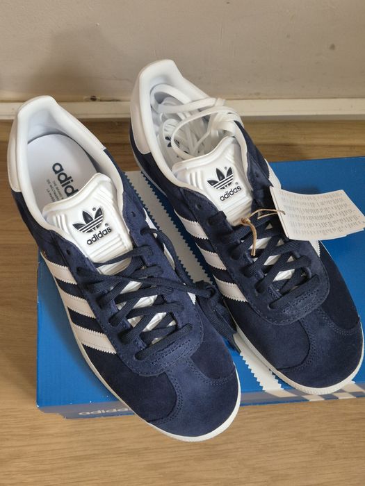 Adidas Gazelle чисто нови, 41 1/3