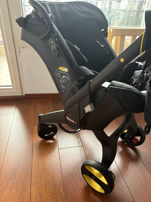 Стол-количка Doona