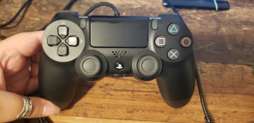 Controller Sony DualShock 4 original PS4 - Nou, cu cablu USB
