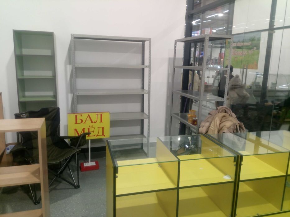 Торговое оборудование, витрина