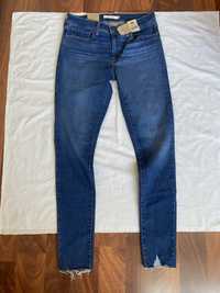 Blugi dama,Levis,marime 30/32 si 31/32