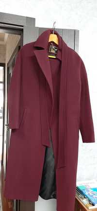 Пальто женское цвет марсала размер L,  40 турецкое