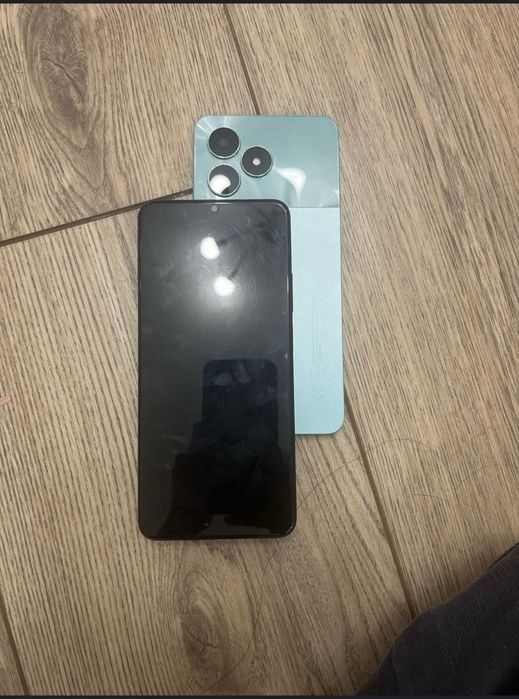 Realme C51  2 телефона за полцены срочно!!!