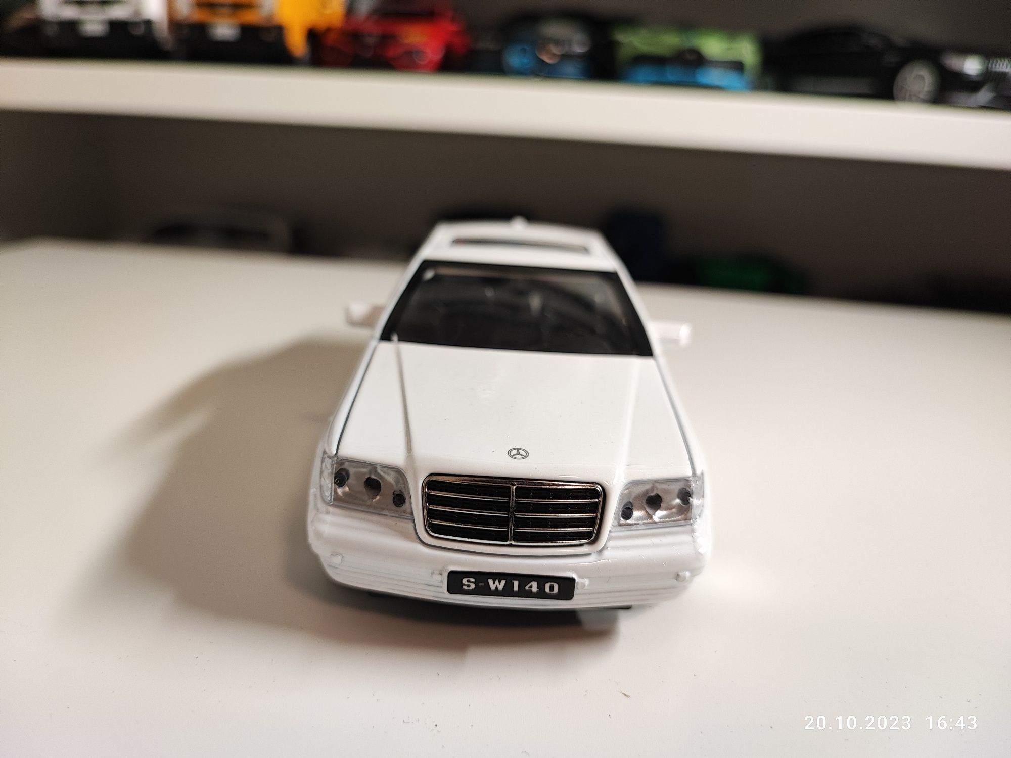 Machetă Mercedes W140