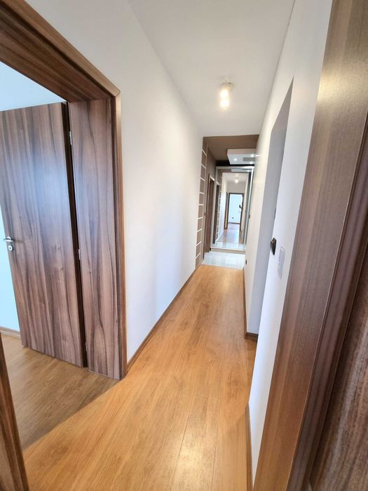 Продава се Тристаен апартамент в София, Студентски град - 95 кв.м за 2106 €/кв.м - Снимка #12