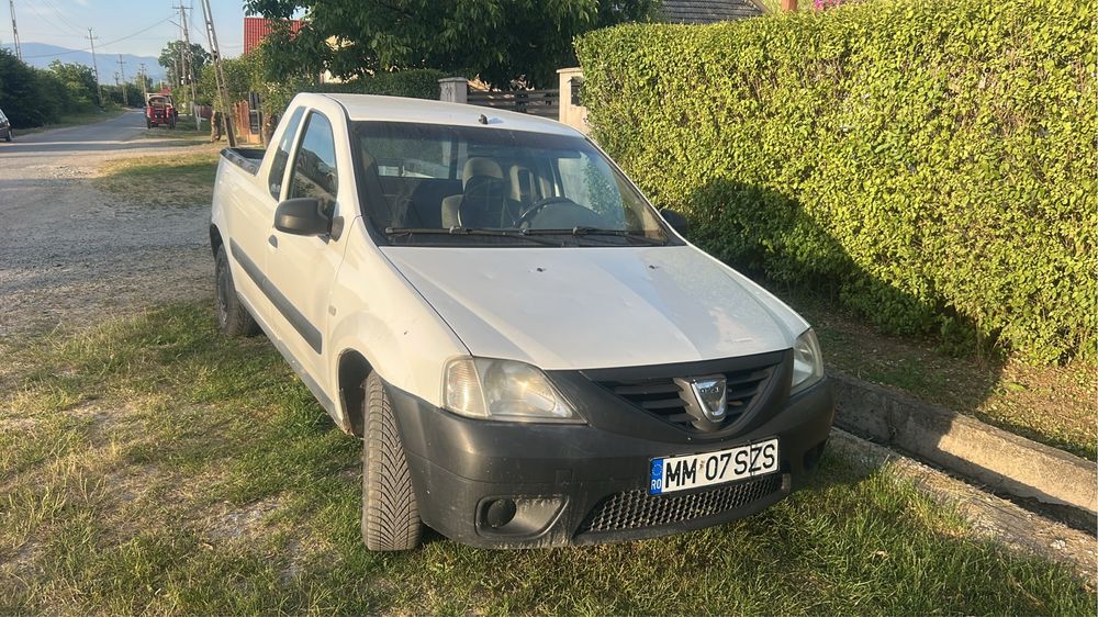 Dacia pickup 2012
