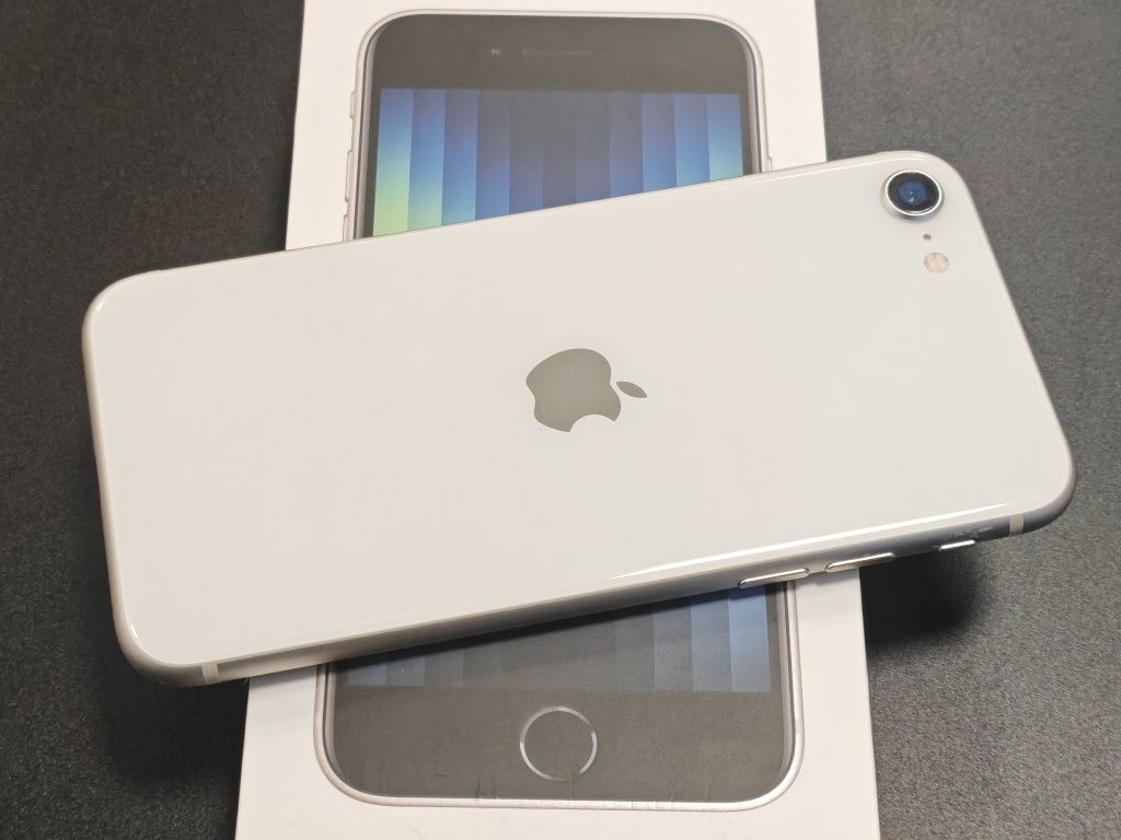 iPhone SE 2022 64 GB