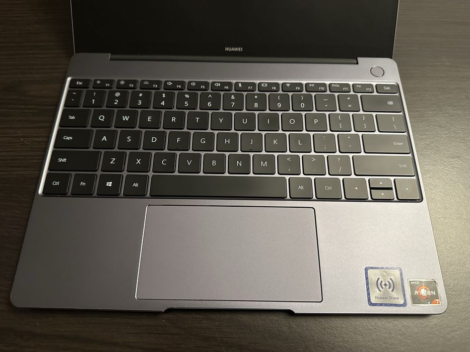 Huawei MateBook 13 – Ryzen 7 3700U / 16GB RAM / 512GB SSD / CA NOU/ 2k