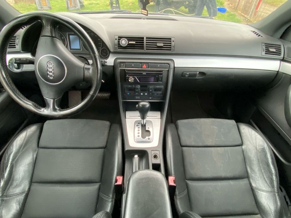 Dezmembrez Audi a4 b6 3.0 benzina