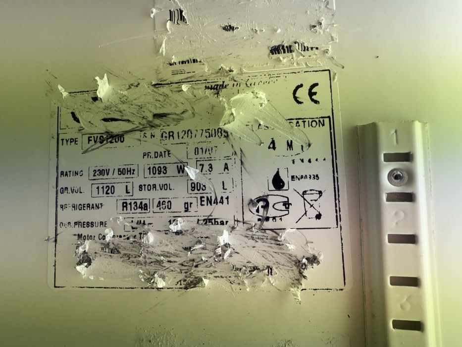 Двойна хладилна витрина FRIGOREX 130см