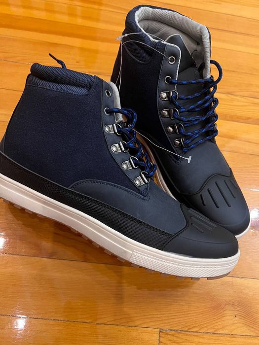 Продается сапоги