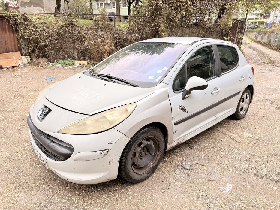 Peugeot 207 2007г. Бензин газ