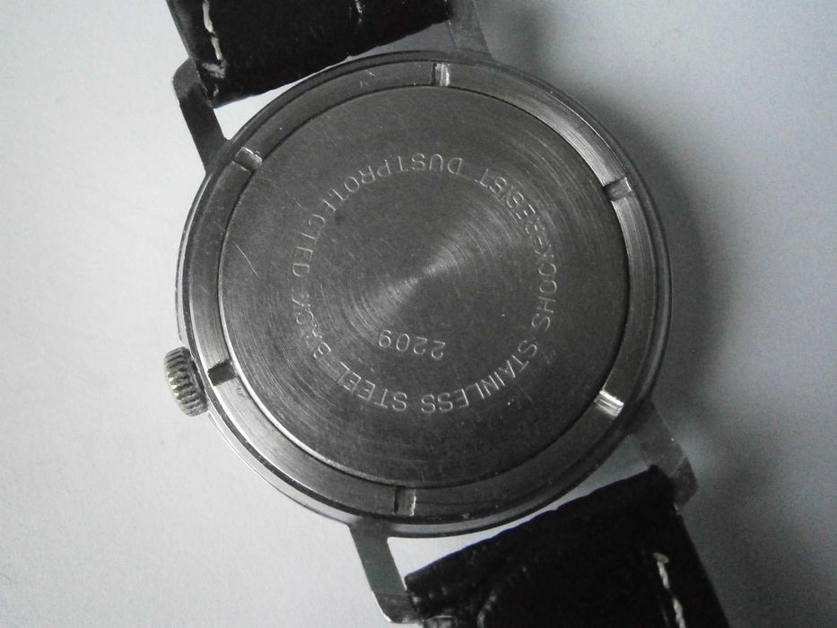 WOSTOK, кал. 2209 /без дата/; 18 jewels, USSR