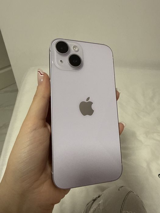 iPhone 14 mov 128GB + cutie, încărcător+10 huse