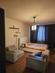 Caut colegă în apart.  de fete 4 camere/ baie proprie, S2