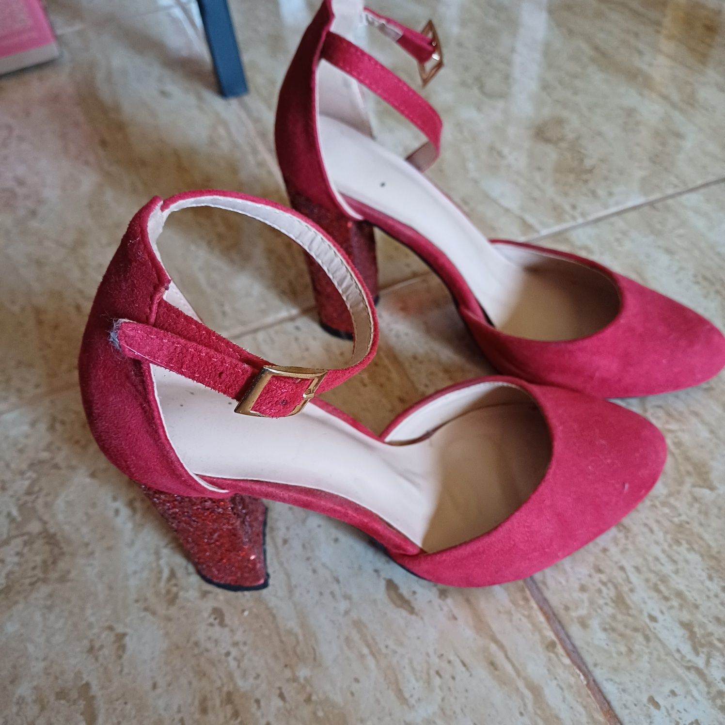 Pantofi nr 35-36