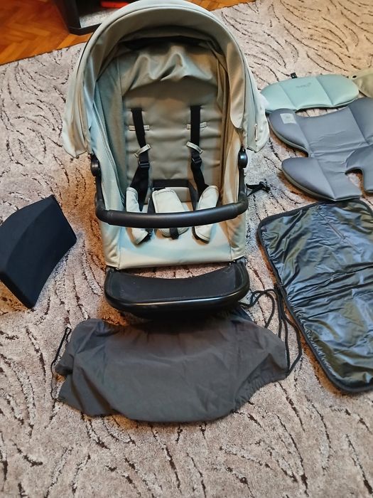 Бебешка количка 2 в 1