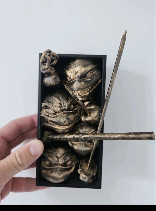 Book knook  Venom , Predator