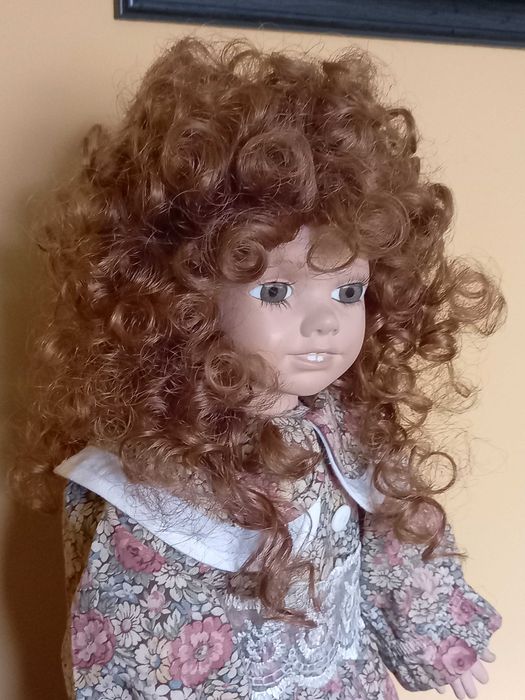 Порцеланова кукла на Glorex-Швейцария,маркировка.