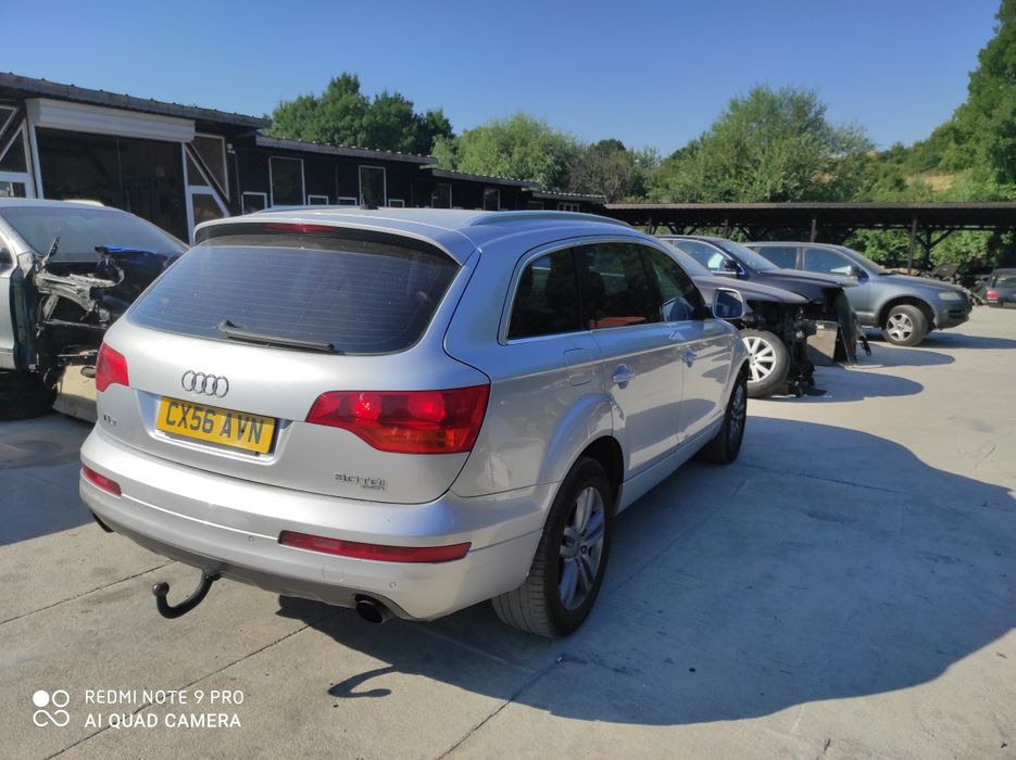 Audi Q7 на части