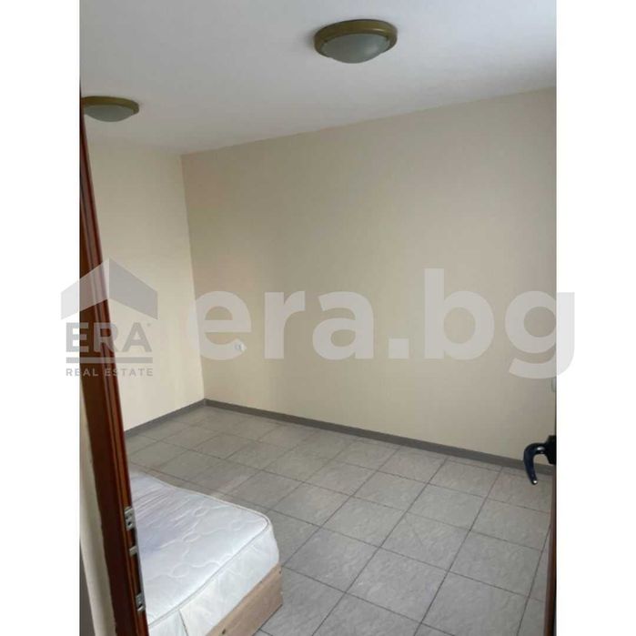 Продава се Двустаен апартамент в Варна, Колхозен пазар - 35 кв.м за 1772 €/кв.м - Снимка #1