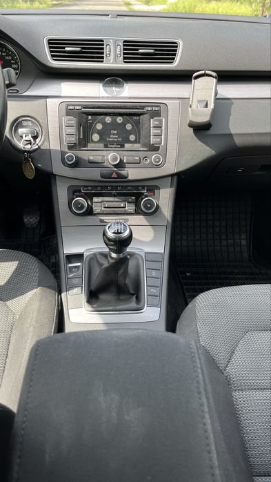 Vanzare autoturism WV PASSAT