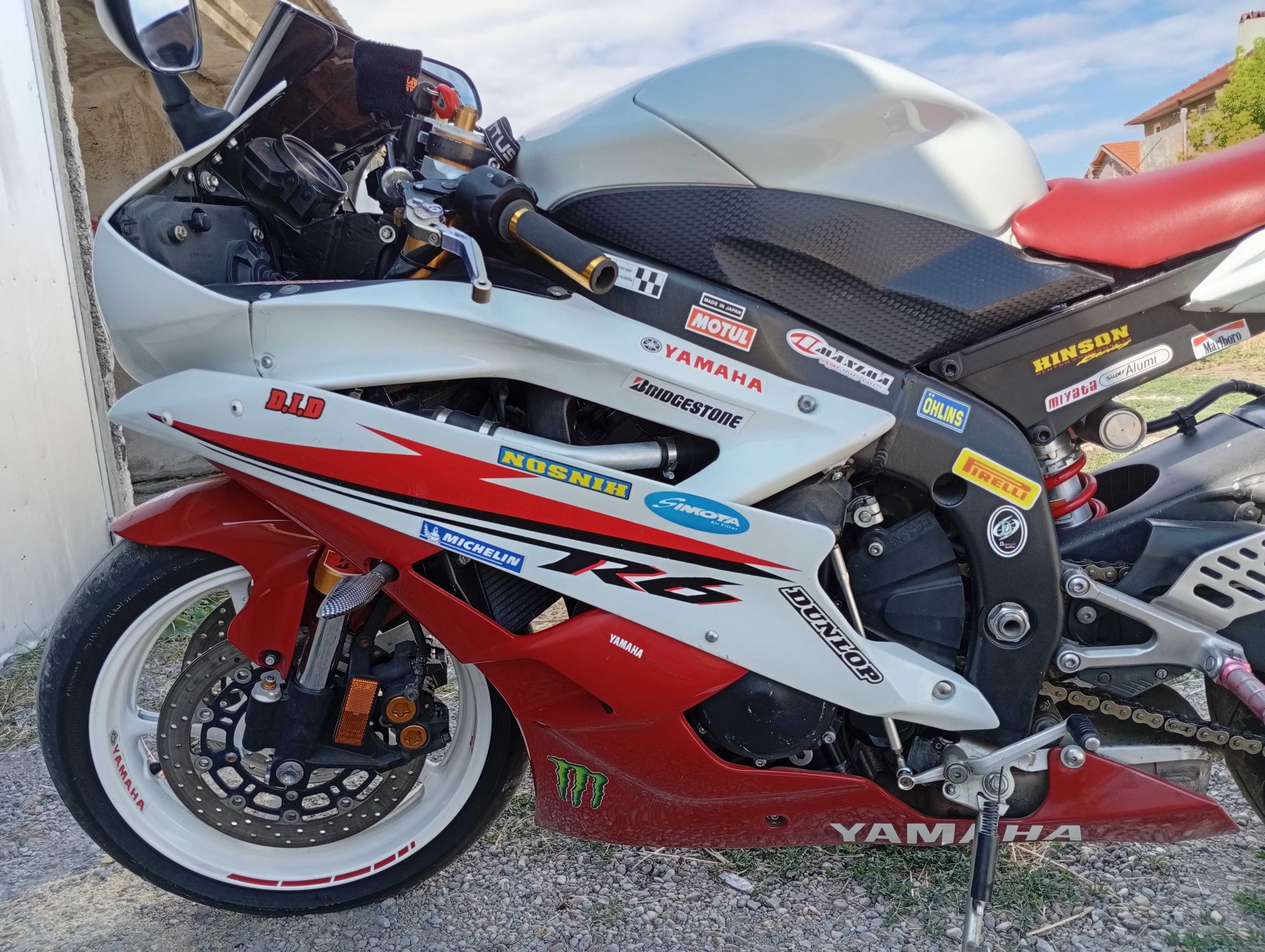 Yamaha R6 година 2007