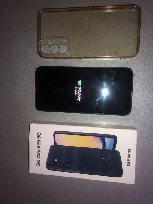 Vand Samsung Galaxy a25 5G- 128 gb/6 gb ram perfect funtional!