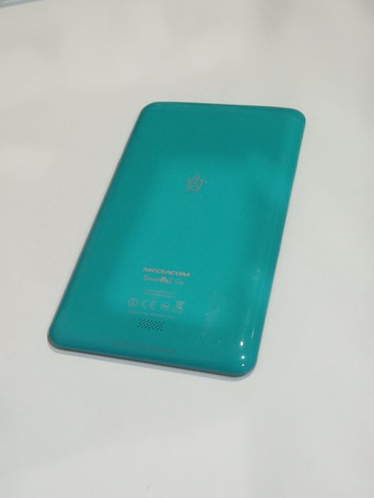 Tableta impecabila cu încărcător