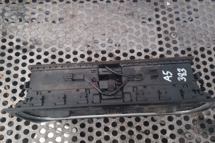 Grila ventilatie bord centru Audi A5 8T [2007 - 2011] Coupe 2.0 TFSI