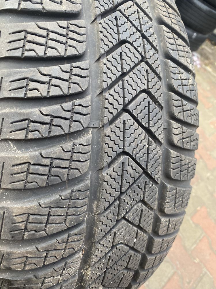 Roti/jante iarna MERCEDES E 213/VITO pirelli top 225/55/17 originale