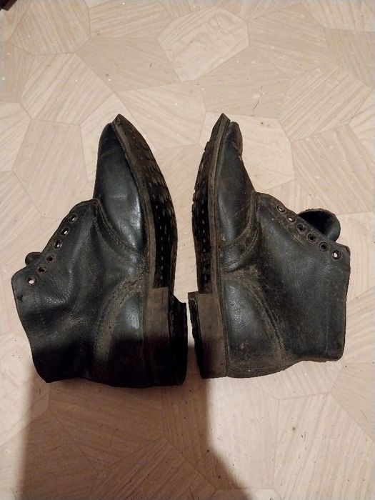 Кирзовый рабочий ботинок