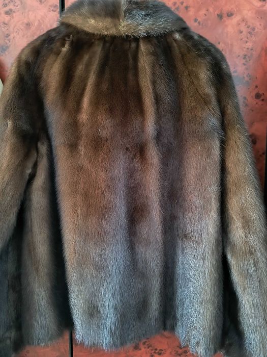 vand haina blana nutrie/nurca