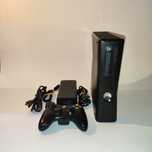 Конзола Xbox 360 slim пълен комплект