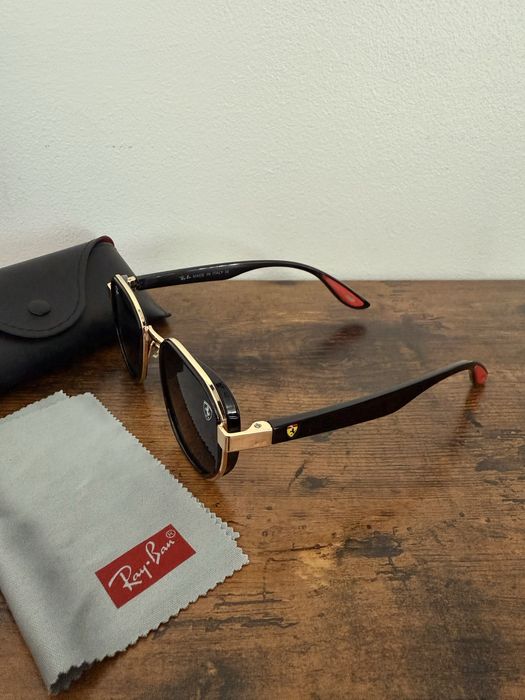 Ochelary Ray Ban  ferrari noi cadoul perfect