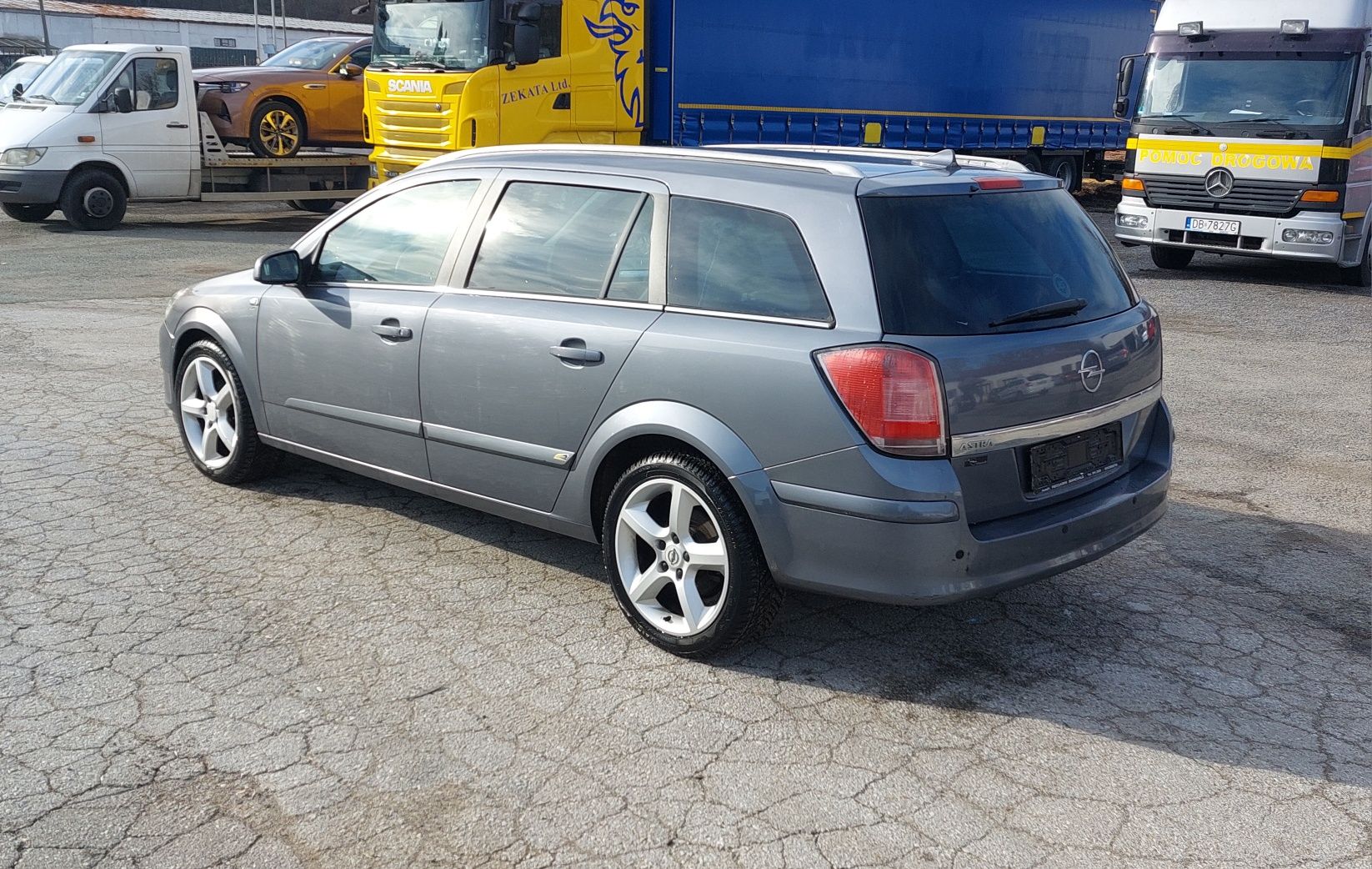 Опел Астра 1.7 CDTI COSMO