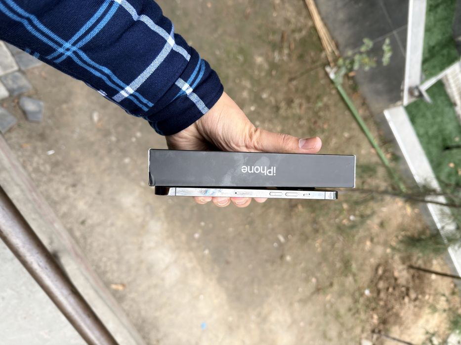 Iphone 12 Pro Max 78% yomkost ochilmagan