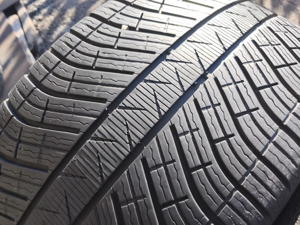 305/40/20" 275/45/20" 4бр Michelin pilot alpin 5 suv,dot20г,6-7мм