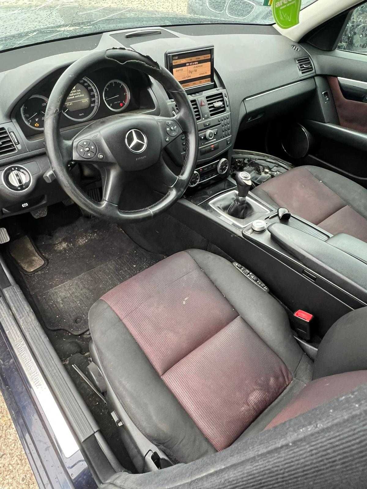 Dezmembram Mercedes C 220d W 204