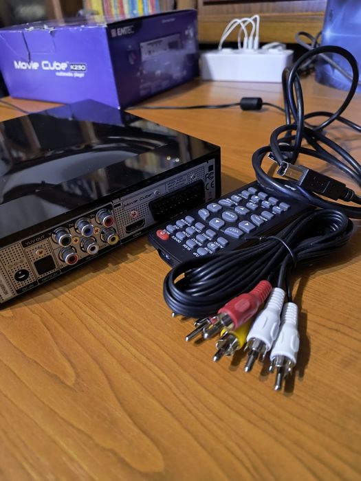 Player multimedia Movie Cube cu HDD de 1 TB sata III EMTECH K-230