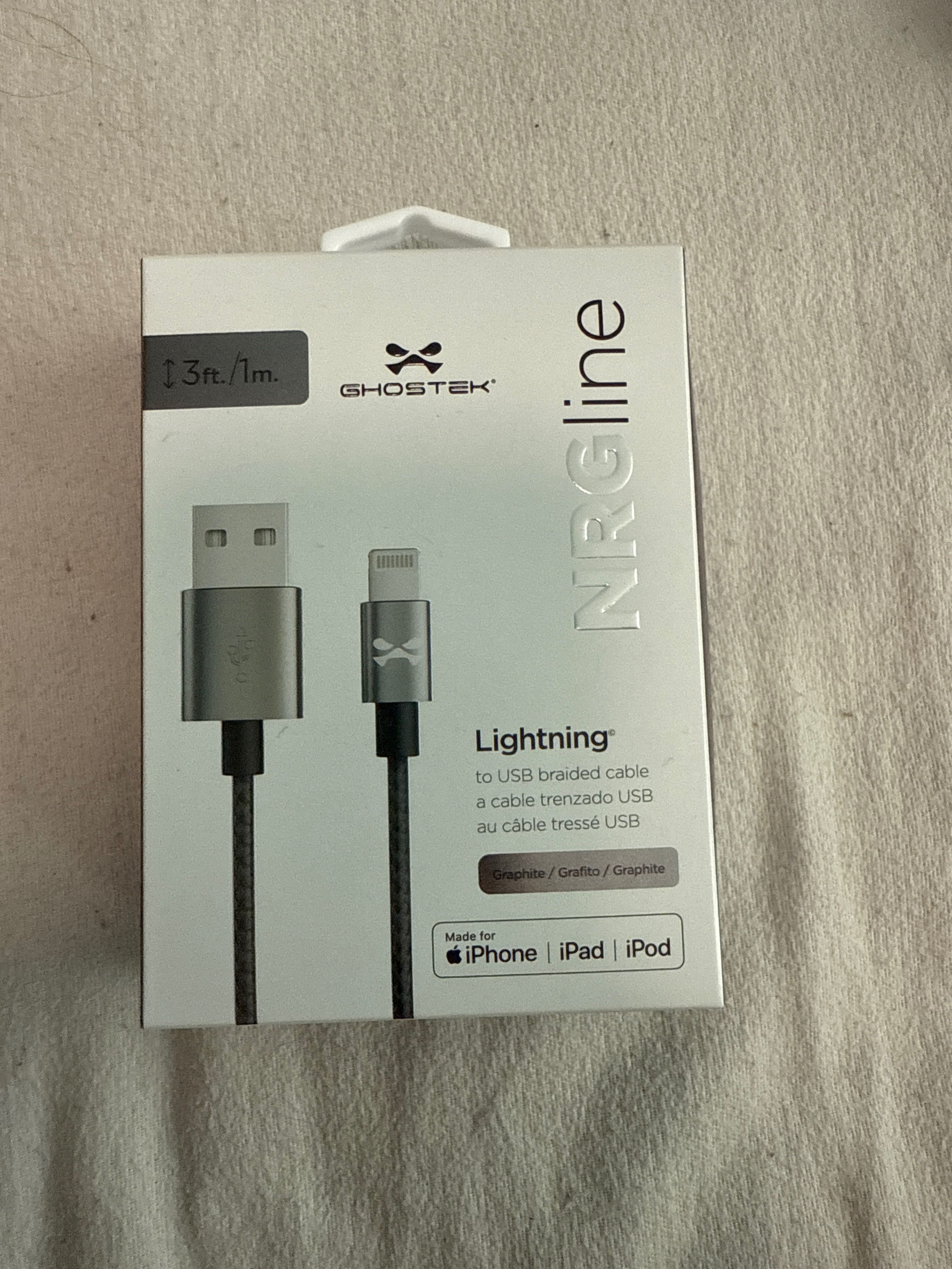 Ghostek NRGline – Lightning към USB кабел с оплетка