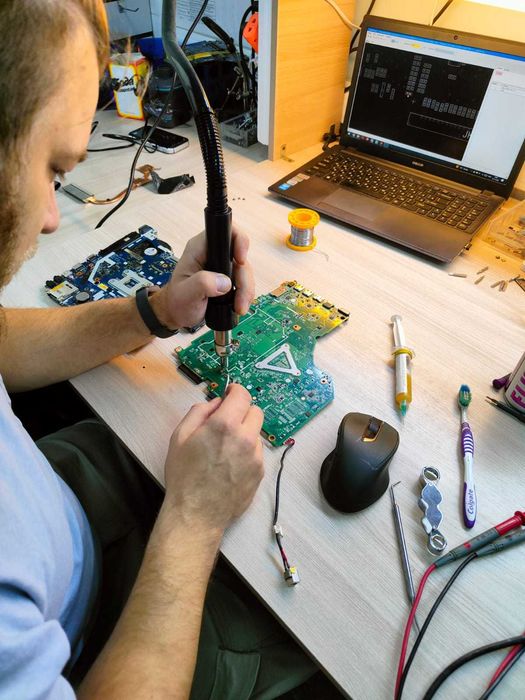 Ремонт ноутбуков любой сложности с гарантией до 1 года