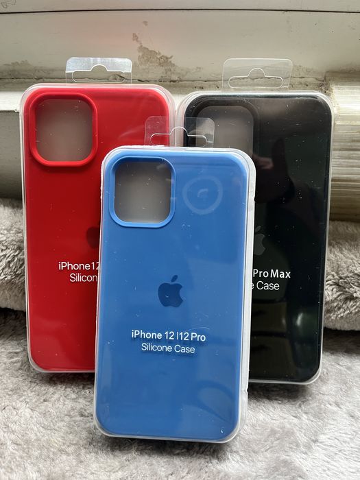 Huse iphone noi sigilate